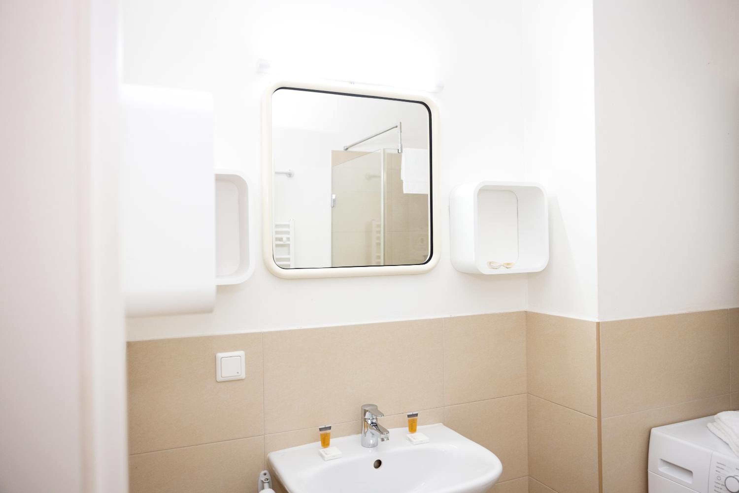 Premium 80 m2 Rooftop Apartment - 5 min to Center