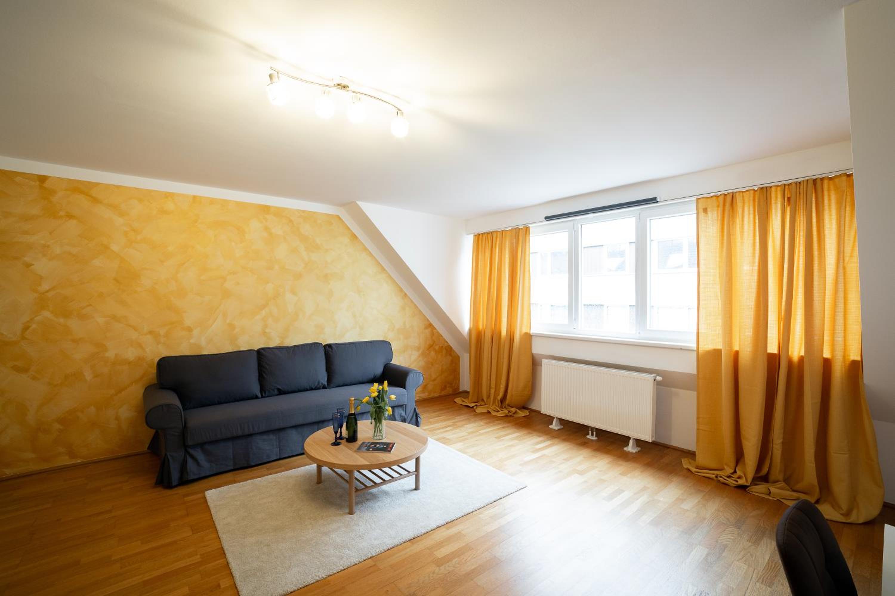 Premium 80 m2 Rooftop Apartment - 5 min to Center
