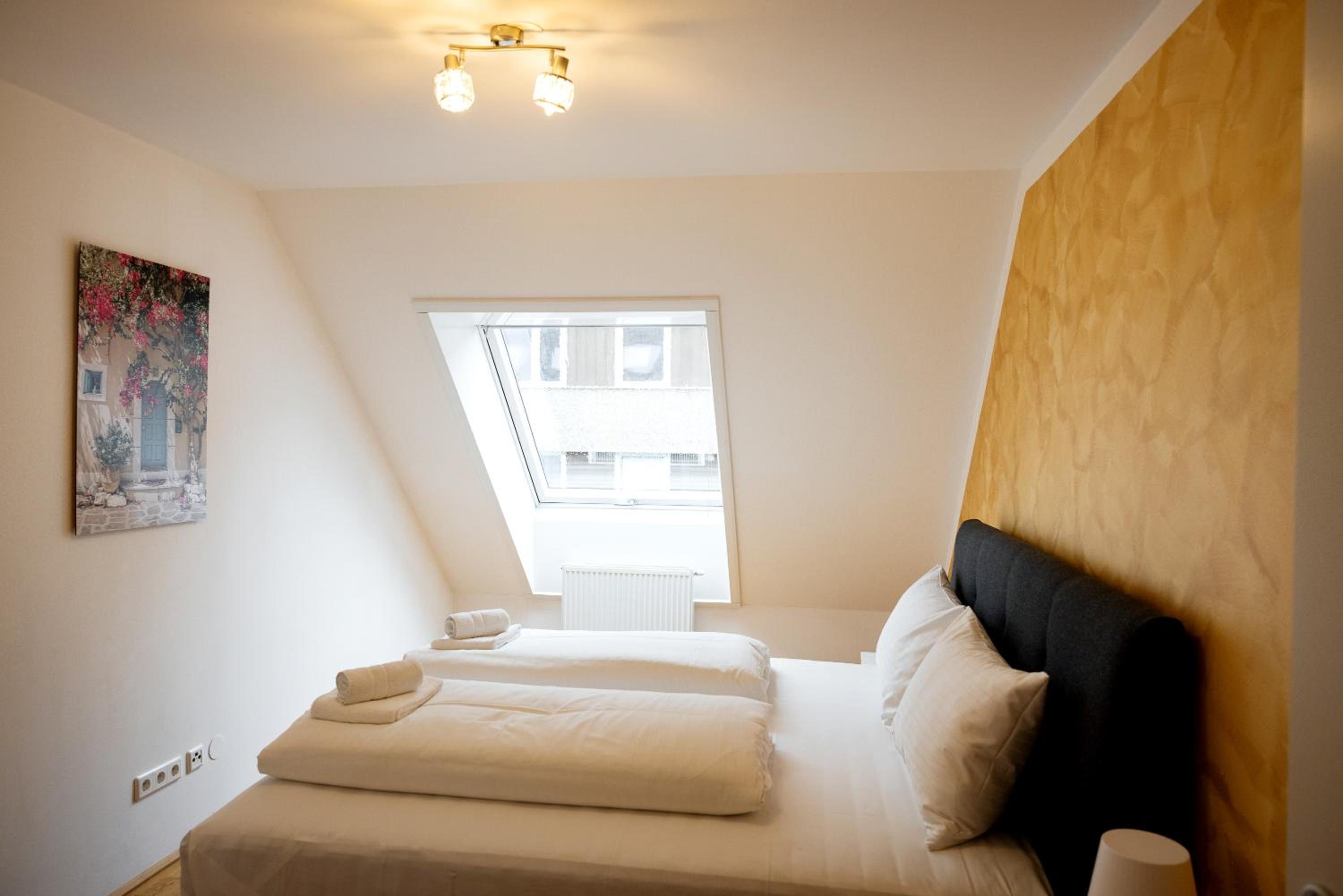 Premium 80 m2 Rooftop Apartment - 5 min to Center