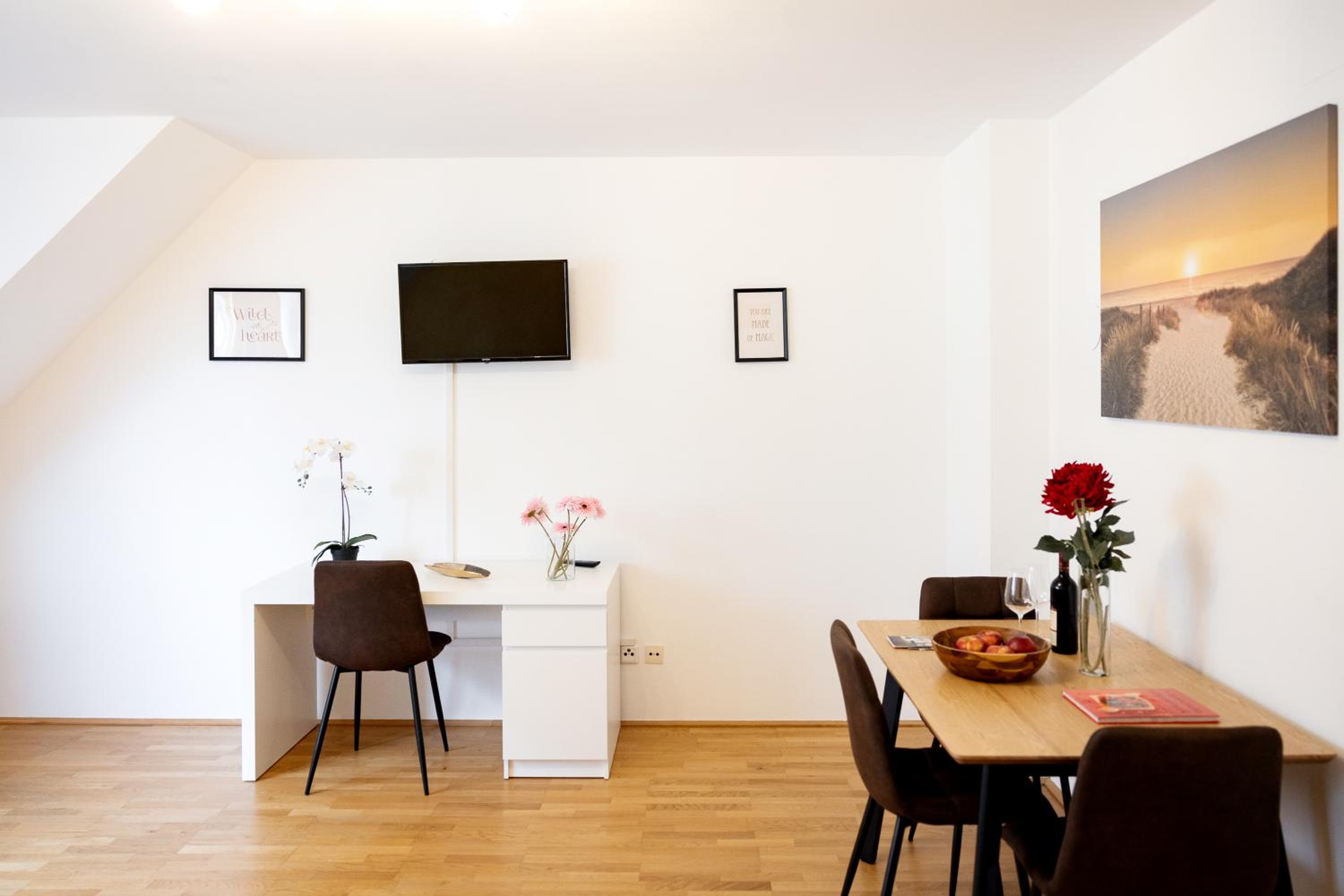 Premium 80 m2 Rooftop Apartment - 5 min to Center