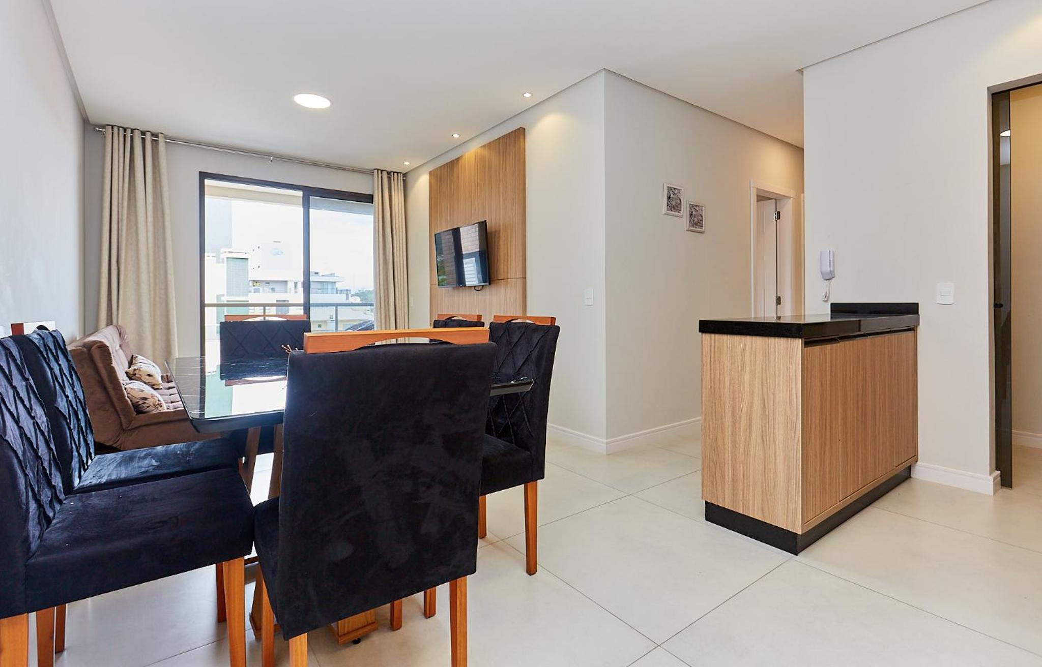 1087 Apartamento novo bem localizado com 2 Dormitórios e 2 vagas de garagem