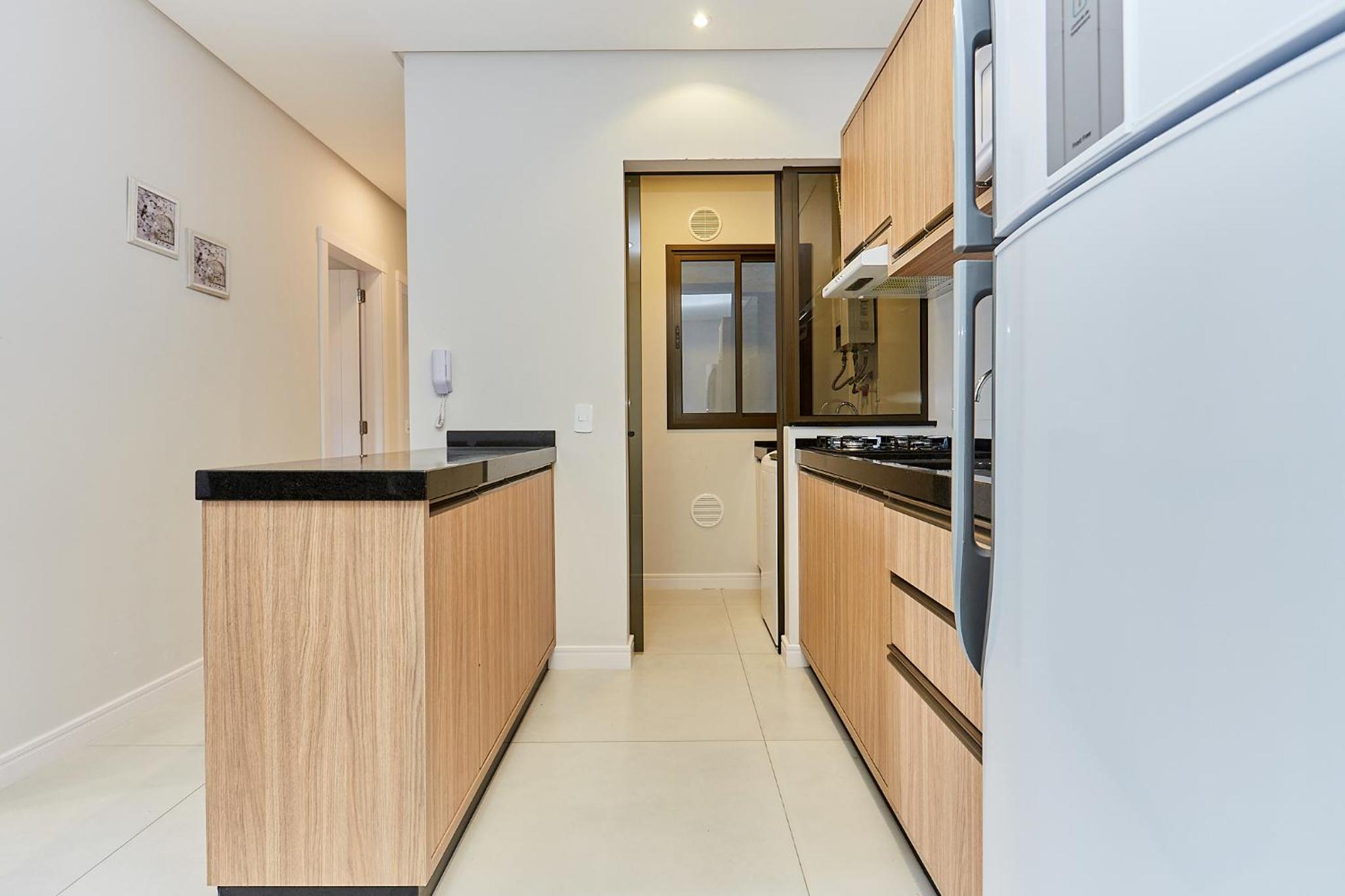 1087 Apartamento novo bem localizado com 2 Dormitórios e 2 vagas de garagem