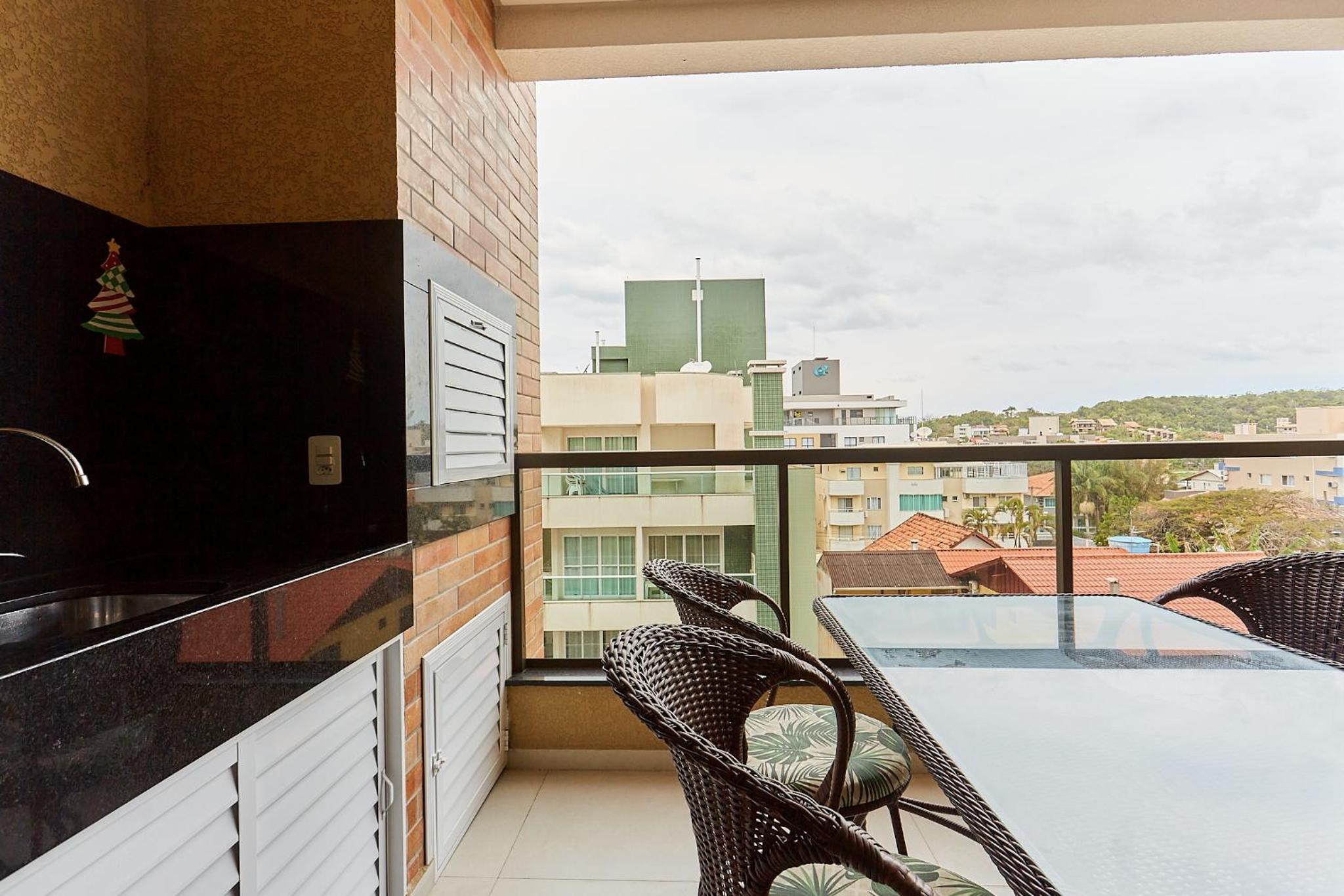 1087 Apartamento novo bem localizado com 2 Dormitórios e 2 vagas de garagem