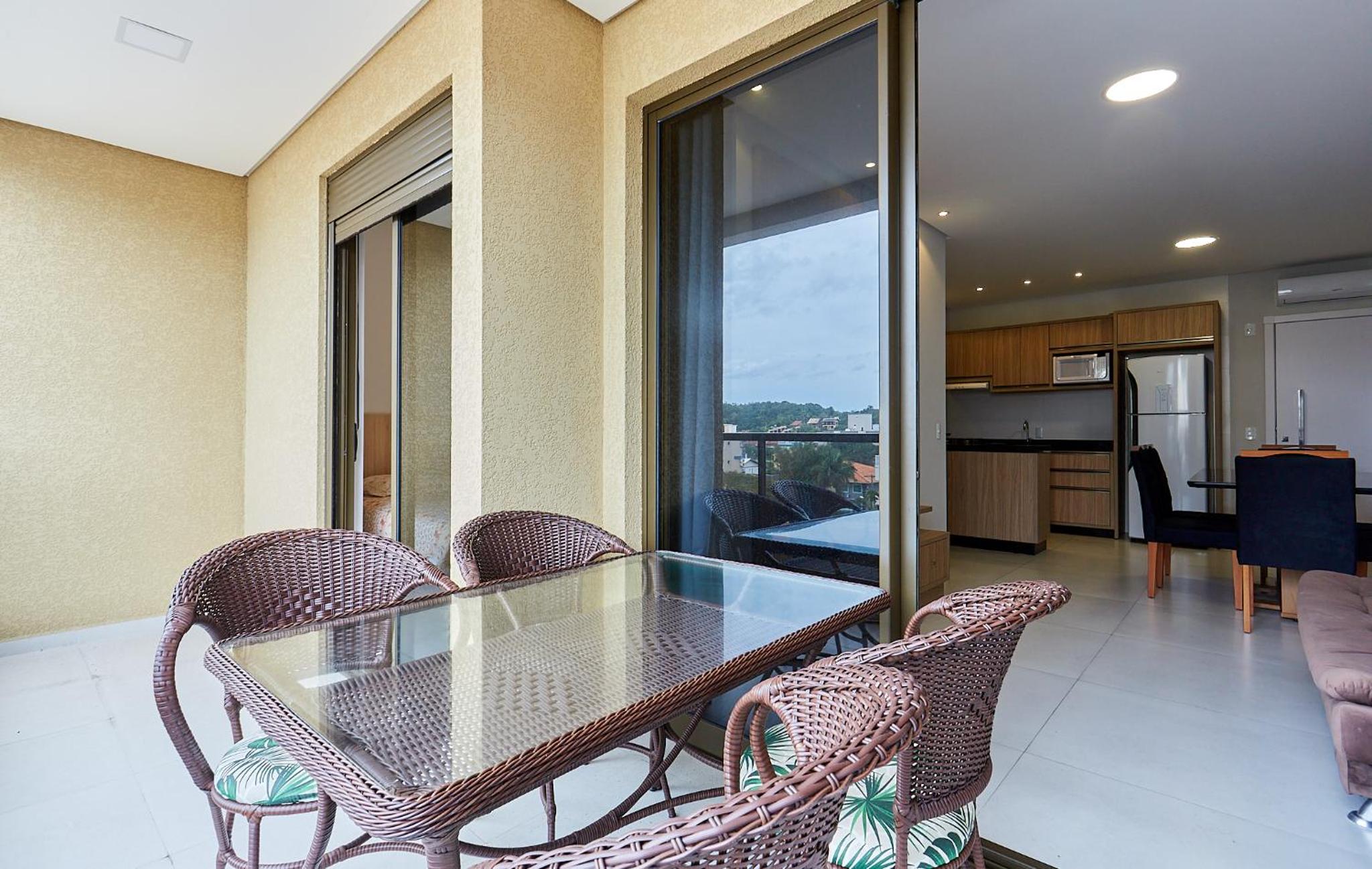 1087 Apartamento novo bem localizado com 2 Dormitórios e 2 vagas de garagem