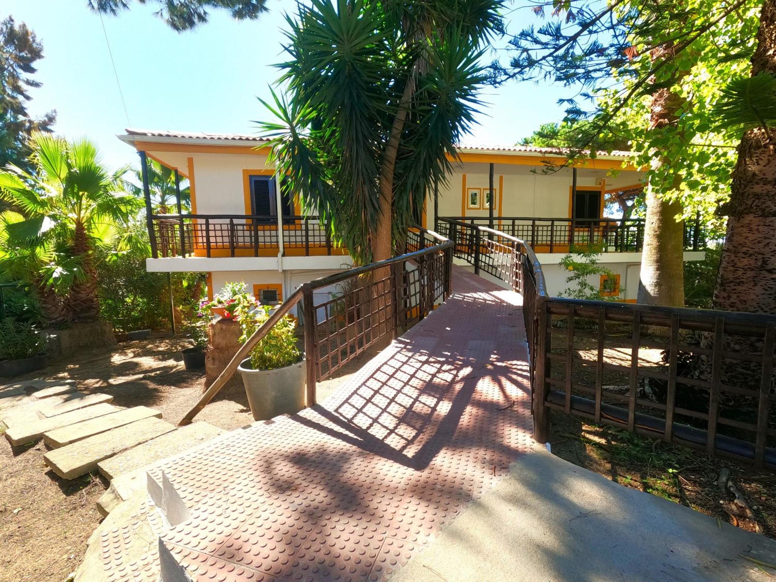 Caparica, V4 House with garden in Lazarim, Caparica view 2