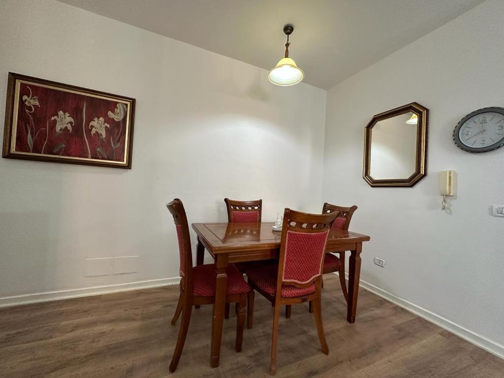 Vollga Four Seasons Apartment