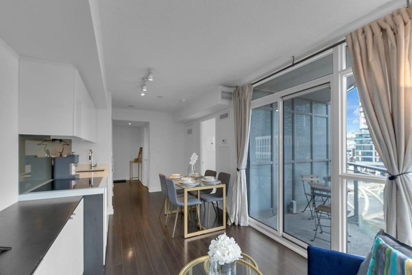 Metro Zen - CityPlace - Luxury 1BR