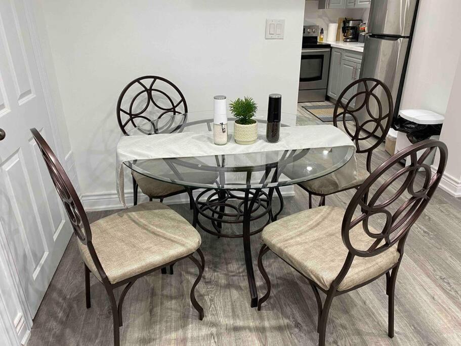 Adorable 2-Bedroom Basement with Sep Entrance