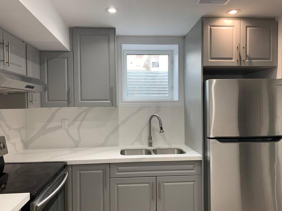 Adorable 2-Bedroom Basement with Sep Entrance