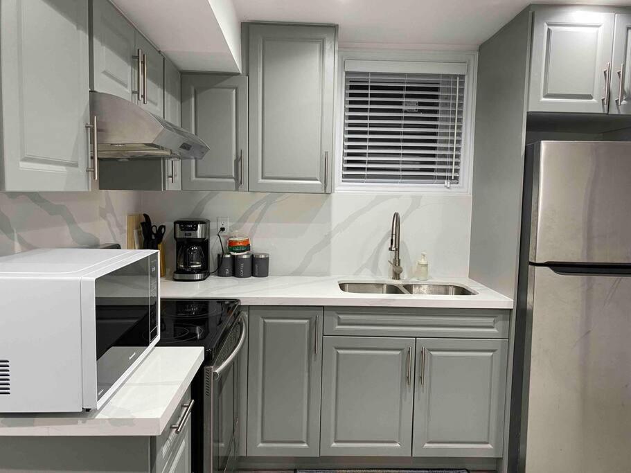 Adorable 2-Bedroom Basement with Sep Entrance