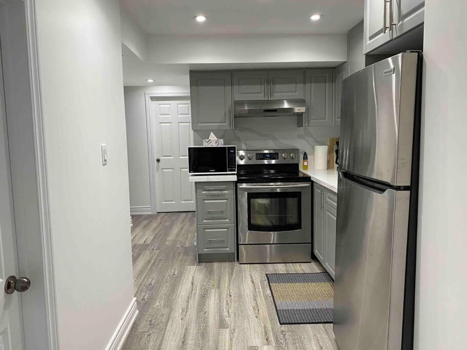 Adorable 2-Bedroom Basement with Sep Entrance