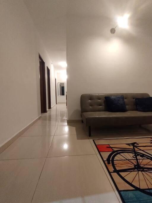 Apartamento cerca a Todo