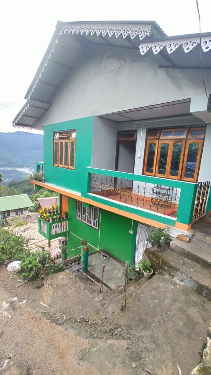 Alishka Gurung Homestay view 4