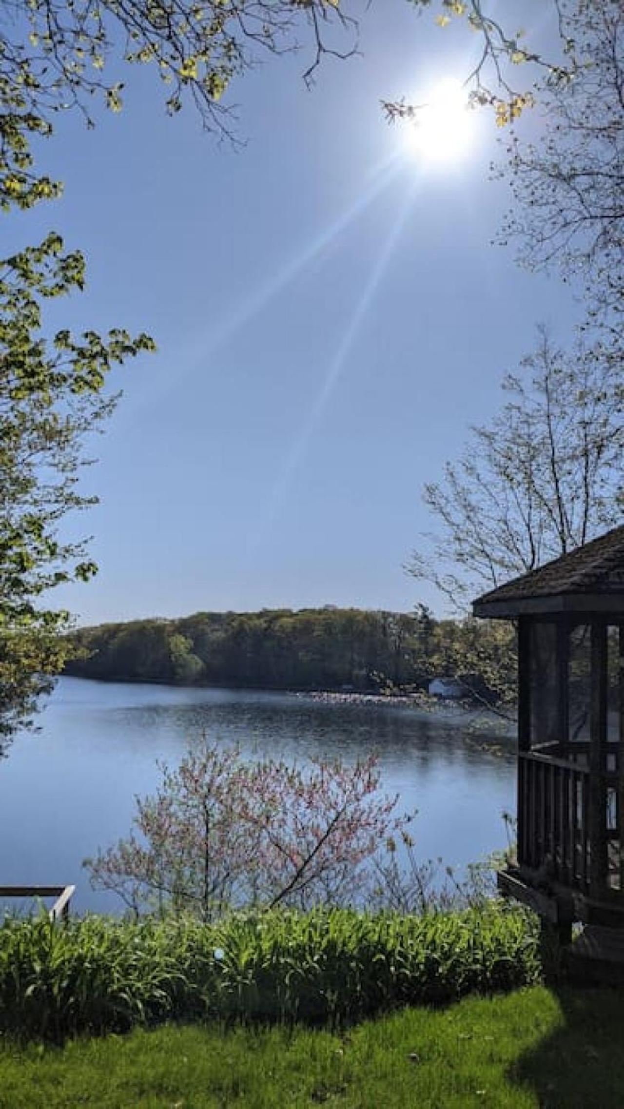 Stunning lakefront 4 season cottage in PEC