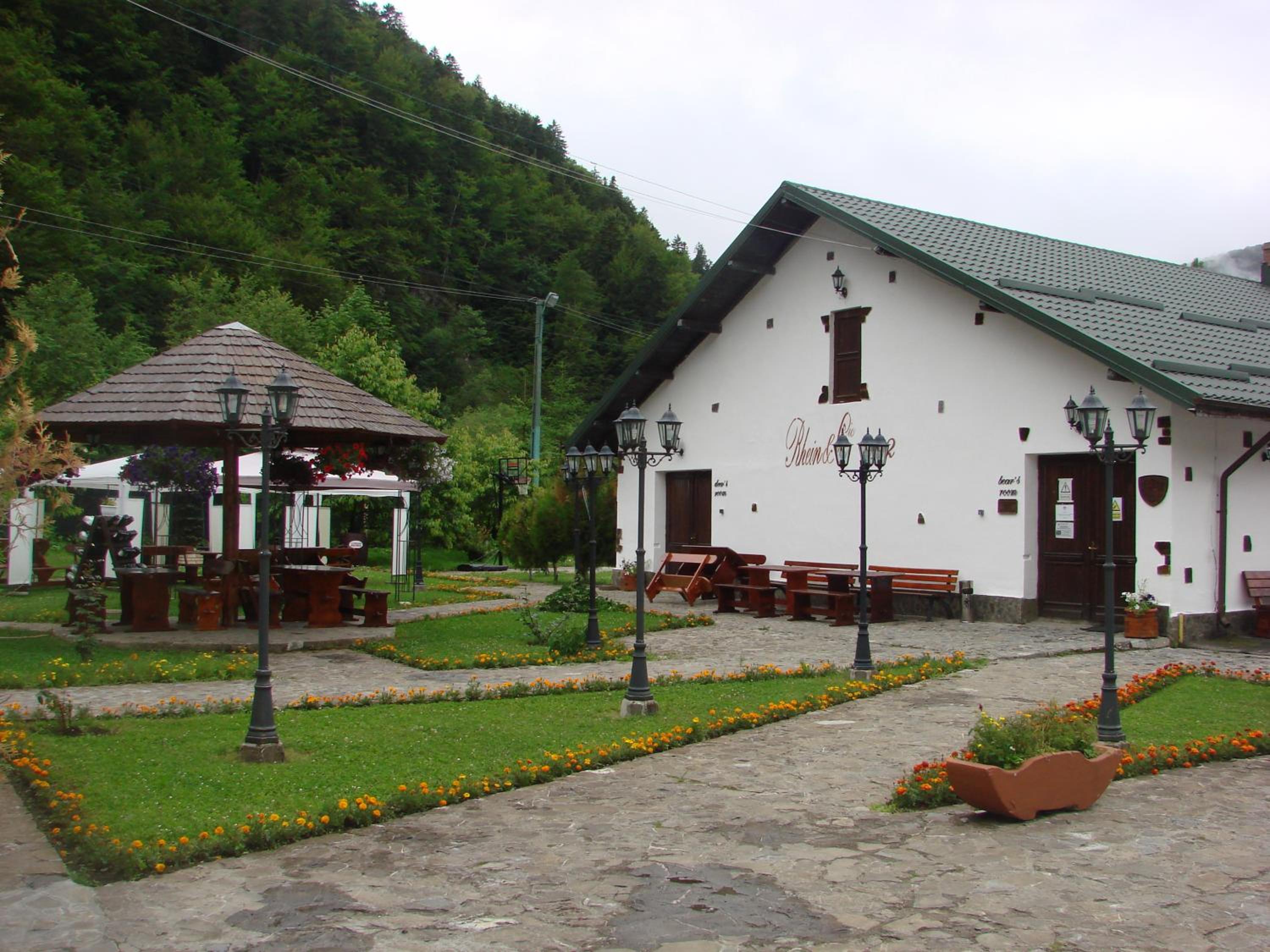 Photo 13