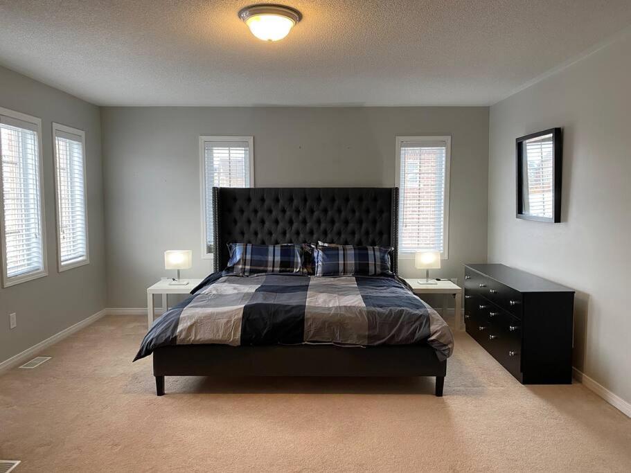 Adorable Ajax House for Rent