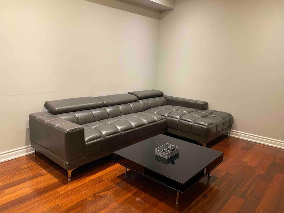 Adorable Ajax House for Rent