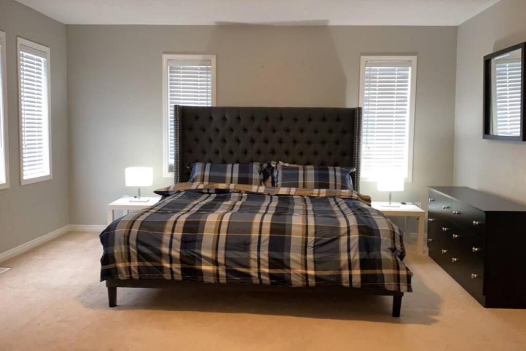 Adorable Ajax House for Rent