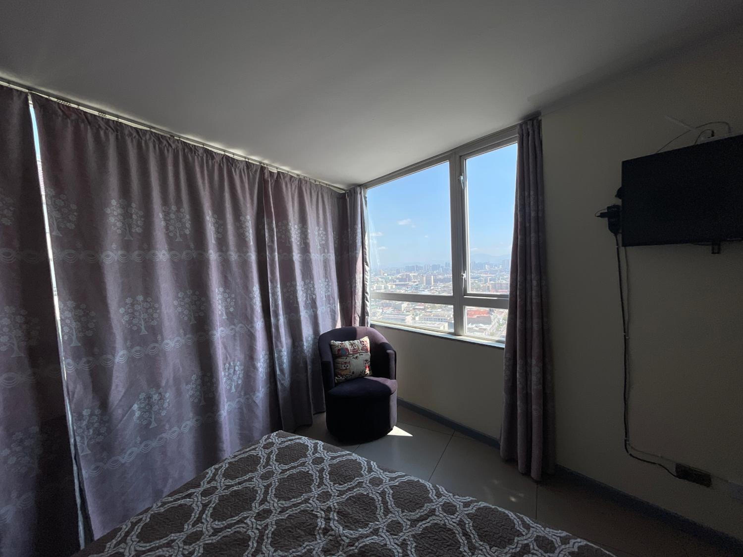 Yolier suites