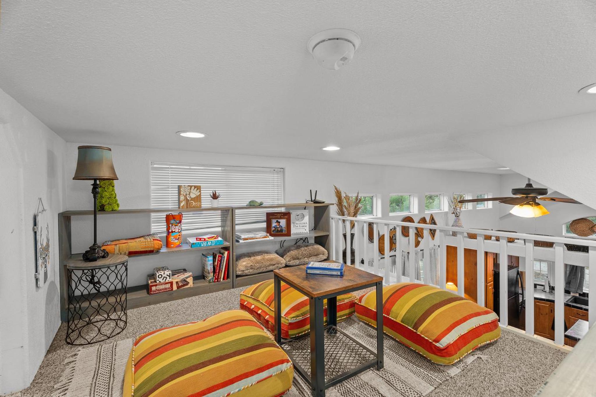 lounge
