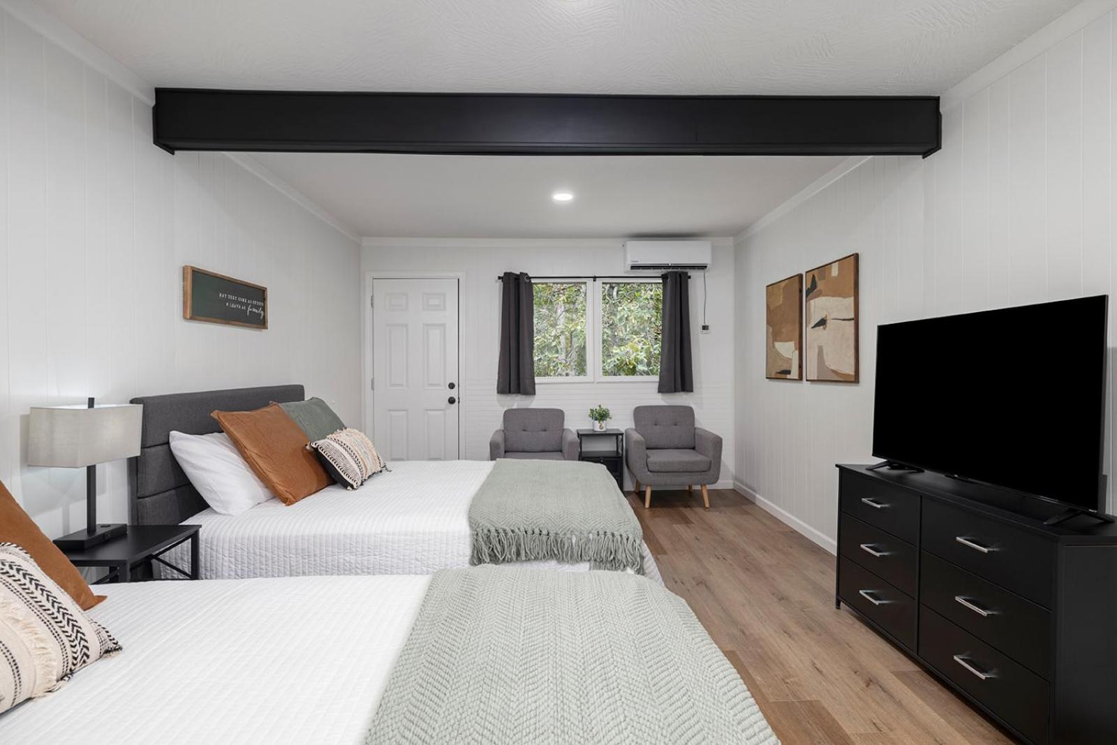 Branson Vacations - The Lofts on Indian Point - Near Silver Dollar City - Property Image 1
