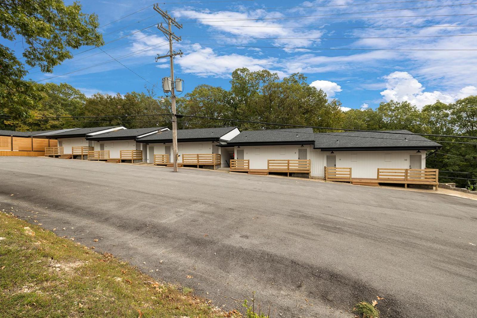 Hotel The Lofts on Indian Point - Near Silver Dollar City - Image 1