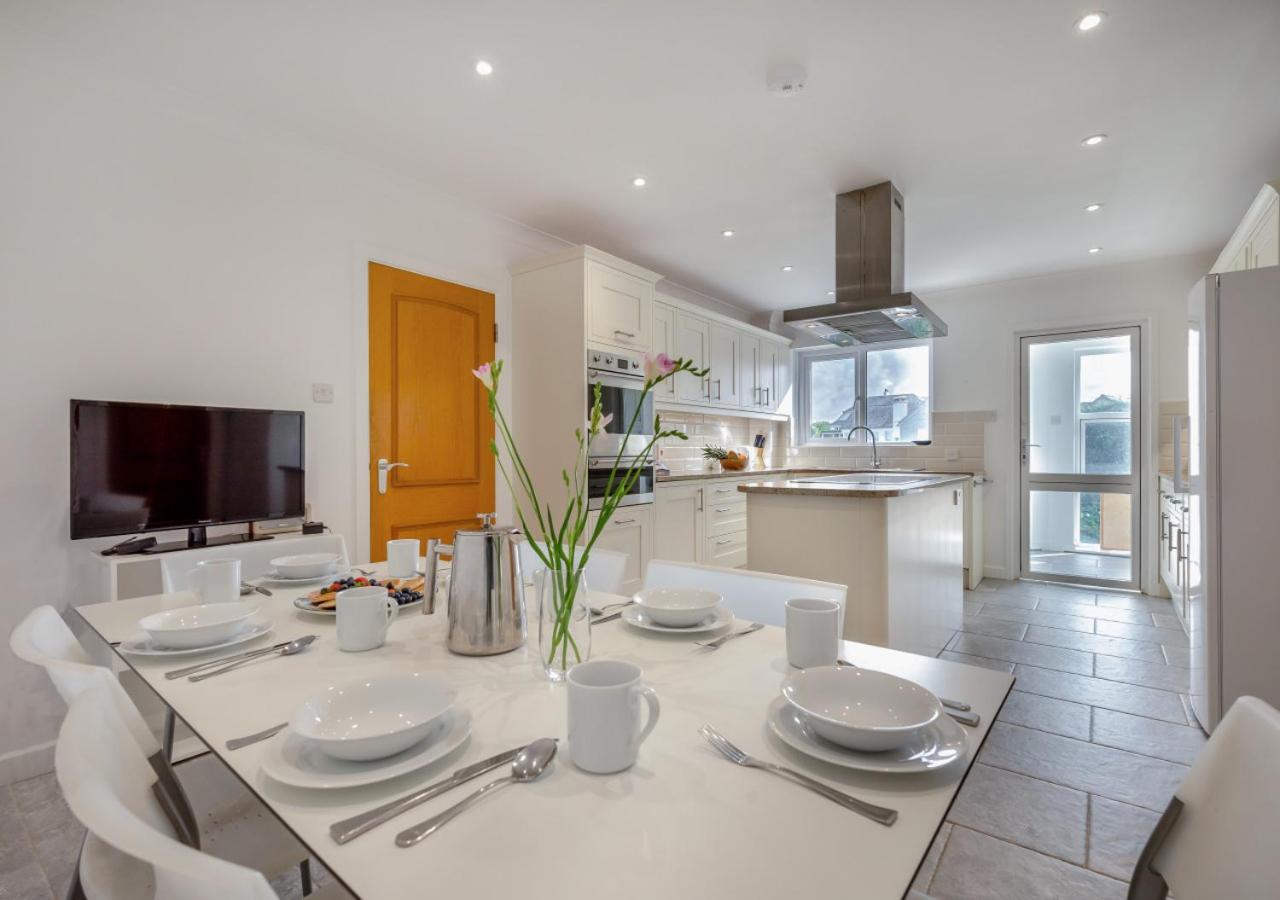 6 Bed in Padstow oc-p00006