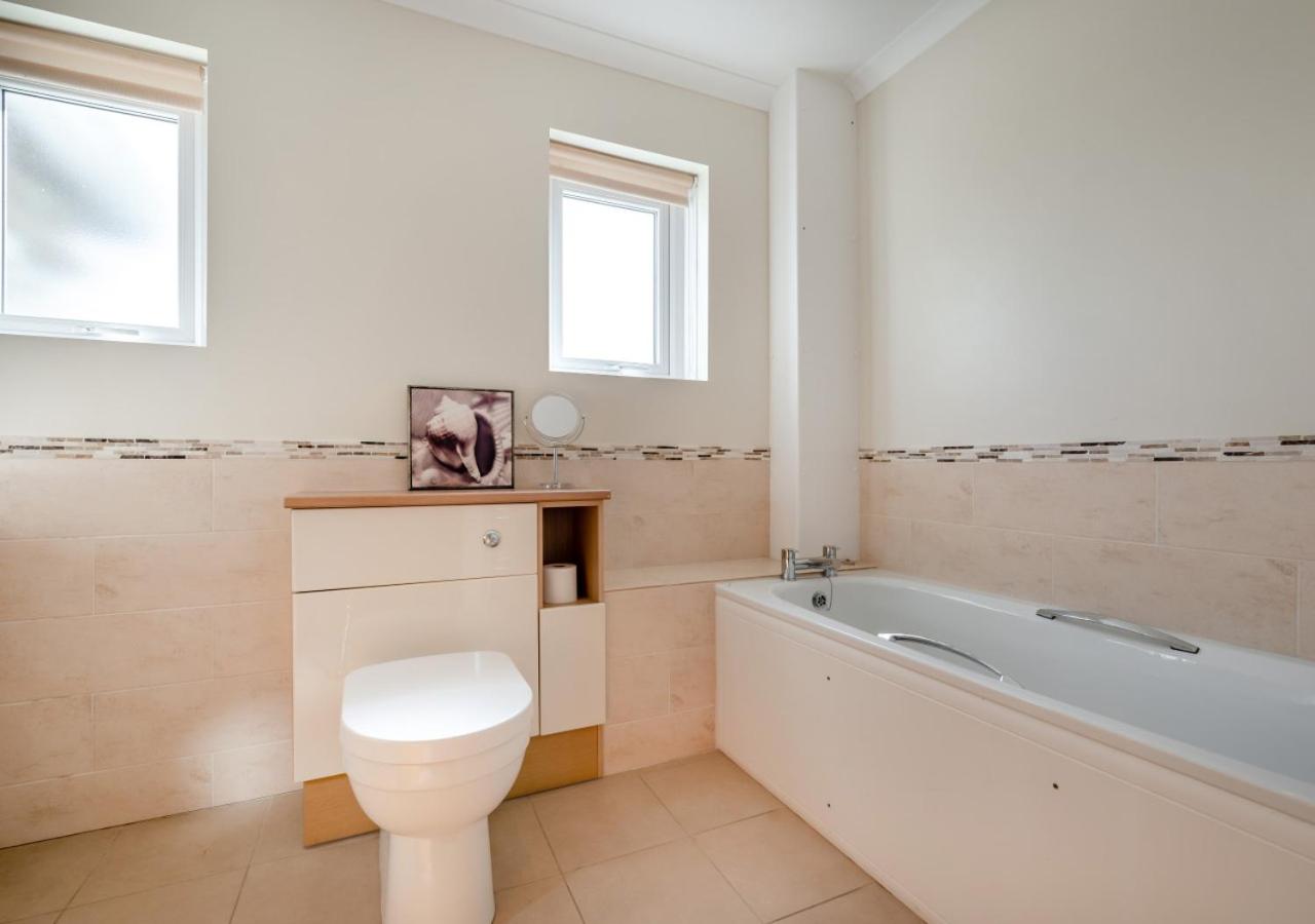 6 Bed in Padstow oc-p00006
