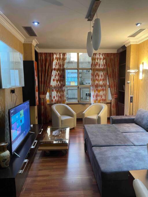Edjon Apartments