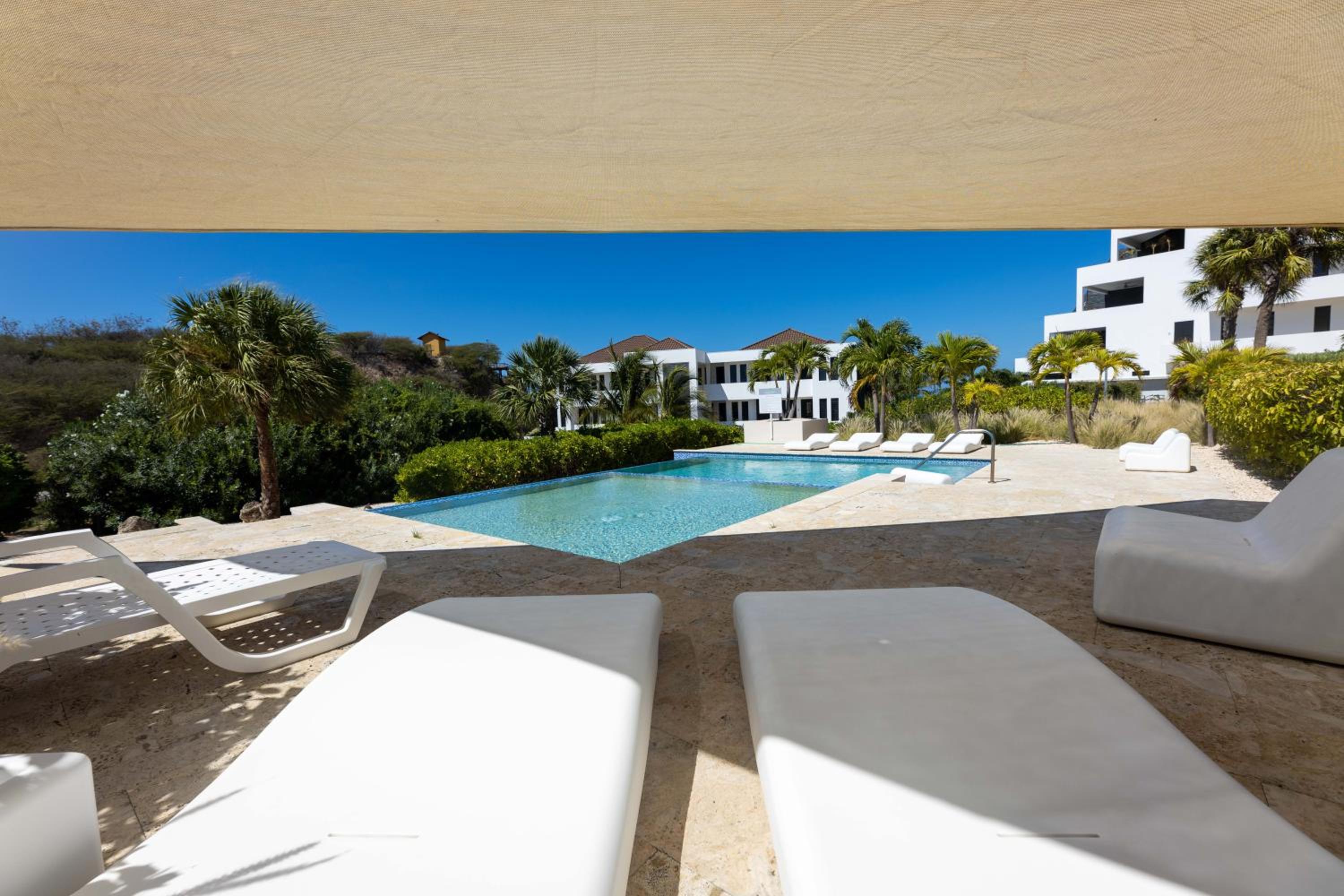 Green View at Blue Bay Golf & Beach Resort