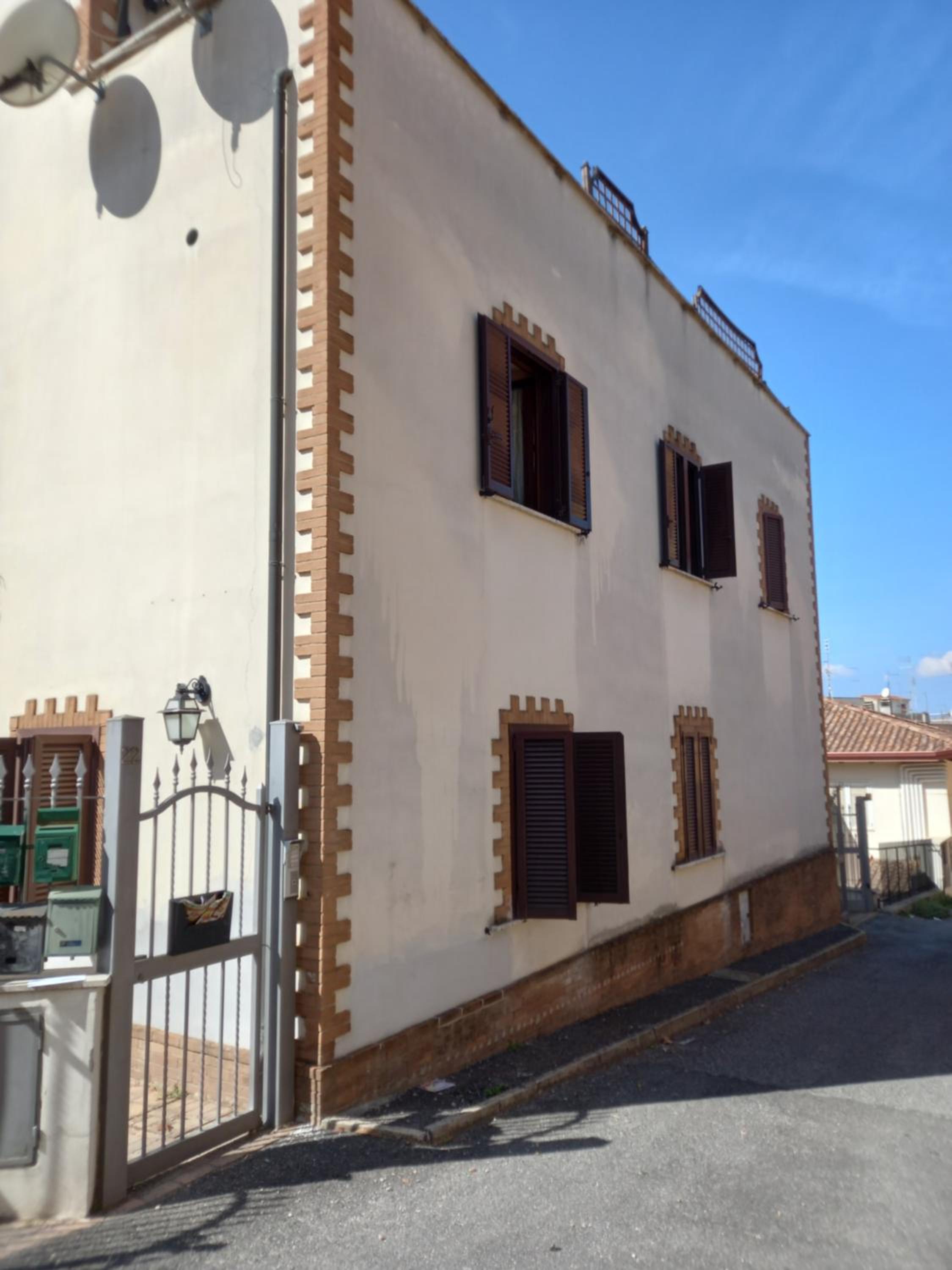 House Magie view 3