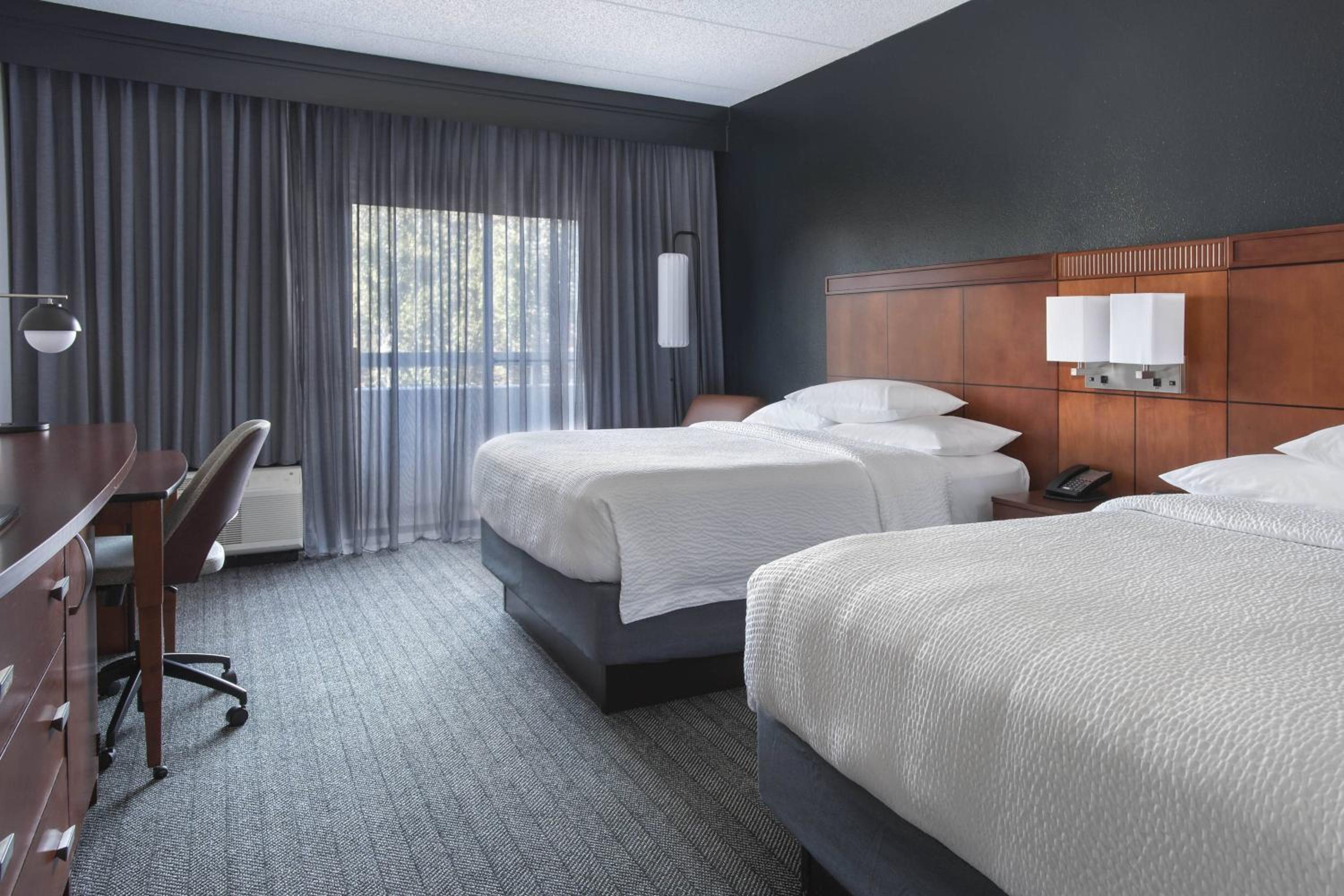 Norwalk CA Vacations - Courtyard by Marriott Norwalk - Property Image 26
