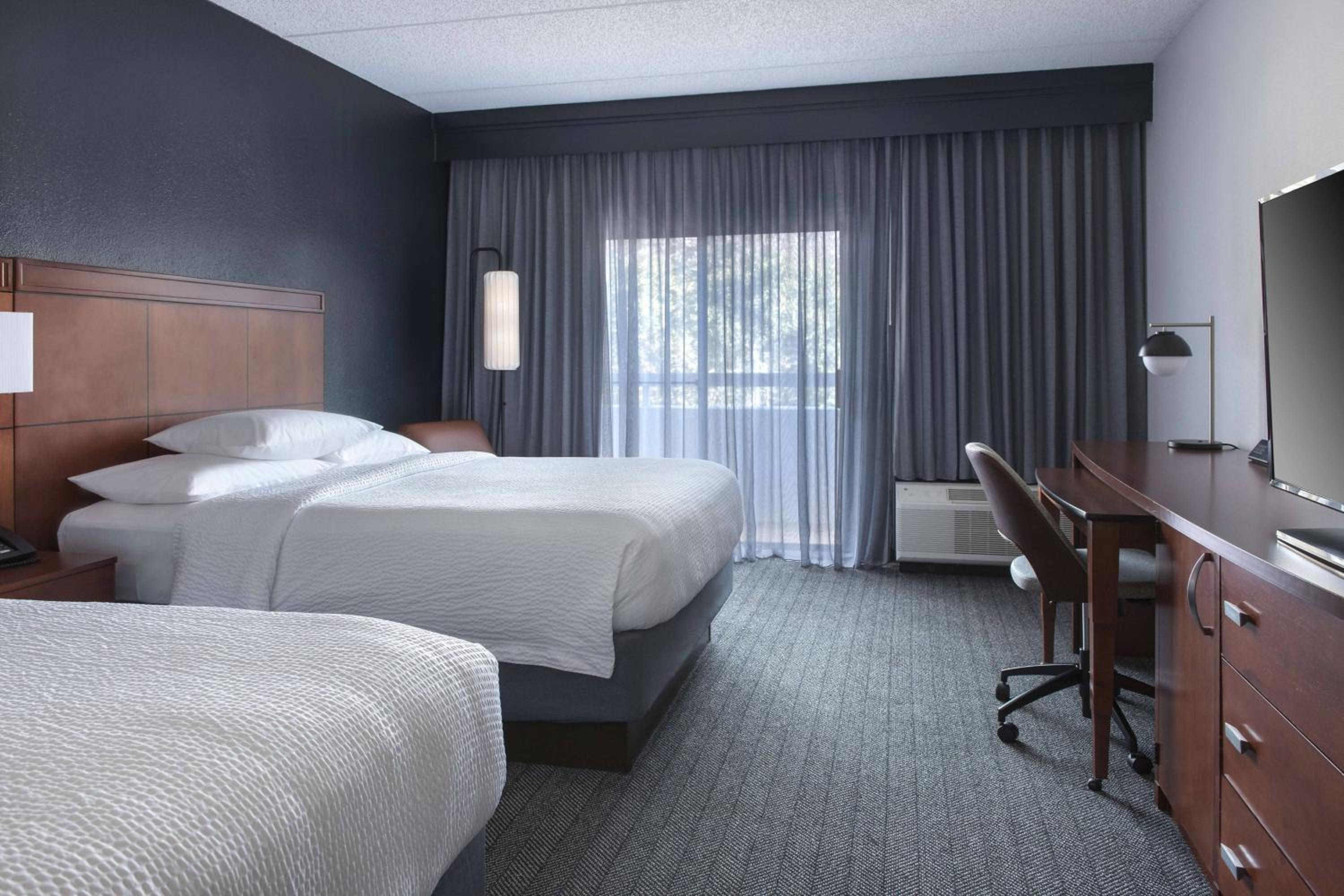 Norwalk CA Vacations - Courtyard by Marriott Norwalk - Property Image 25