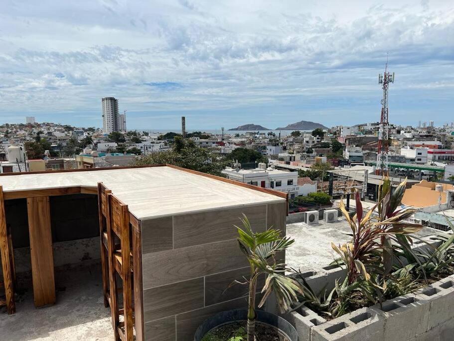 Depa en el Centro con terraza y vista al mar view 5