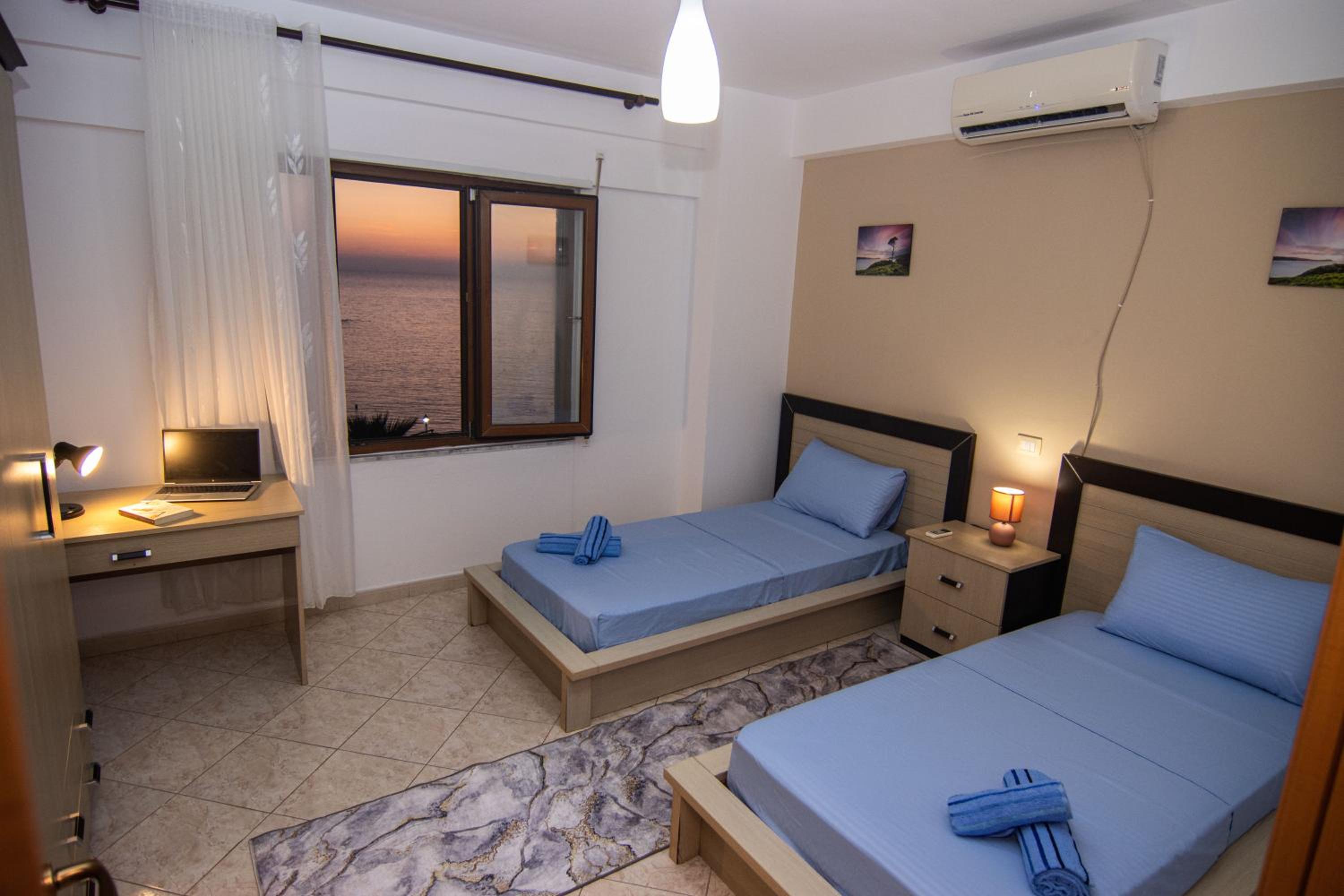 Amazing Paradise Sensation 2 Bedroom Luxury Apartment with a Jacuzzi