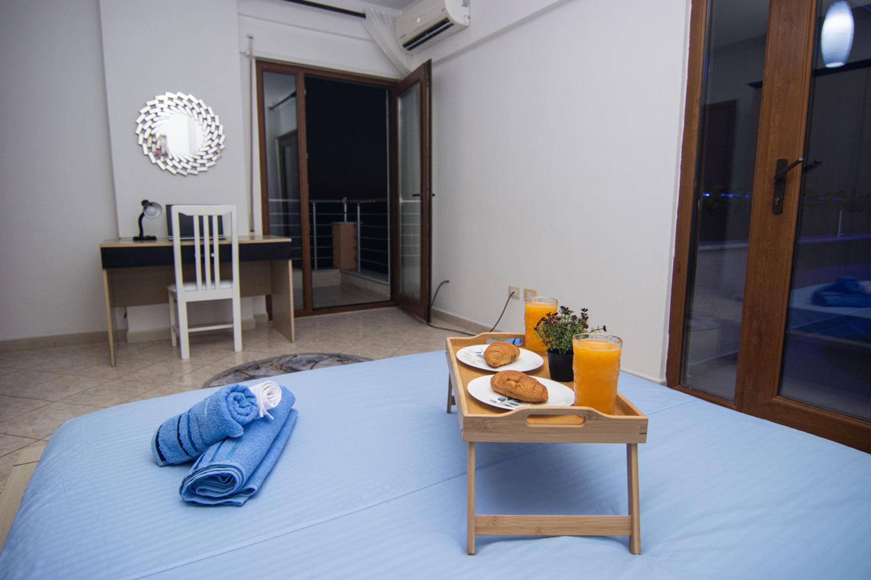 Amazing Paradise Sensation 2 Bedroom Luxury Apartment with a Jacuzzi