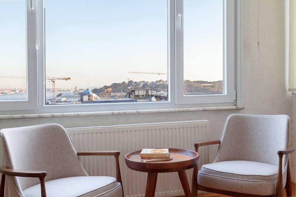 Bosphorus view, central location
