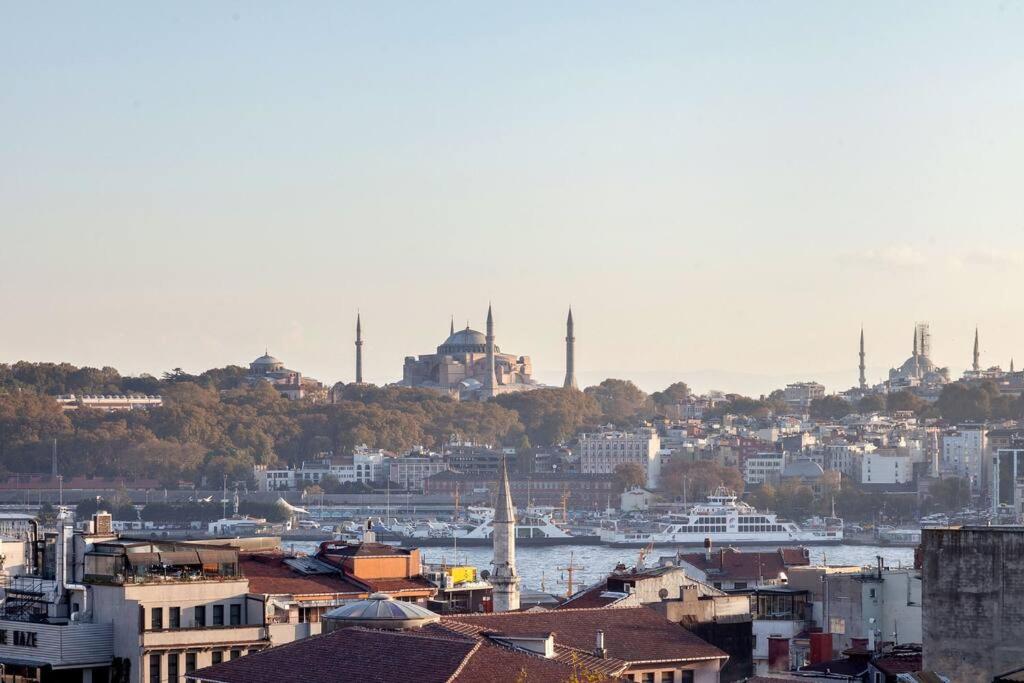 Bosphorus view, central location