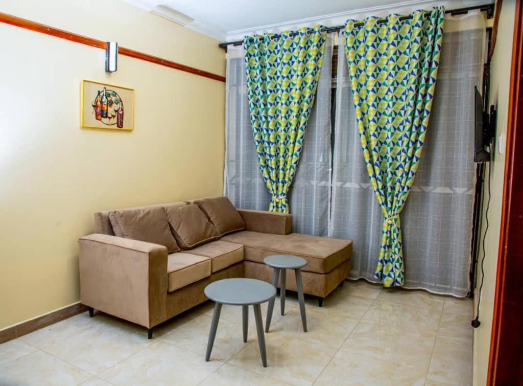 Kisaasi Round about apartment