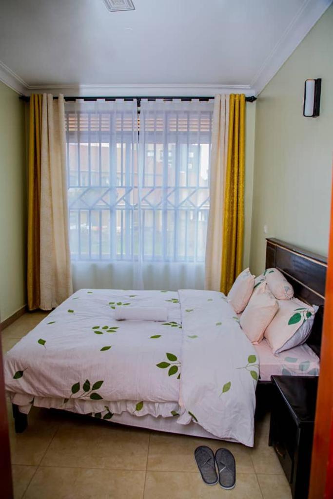 Kisaasi Round about apartment