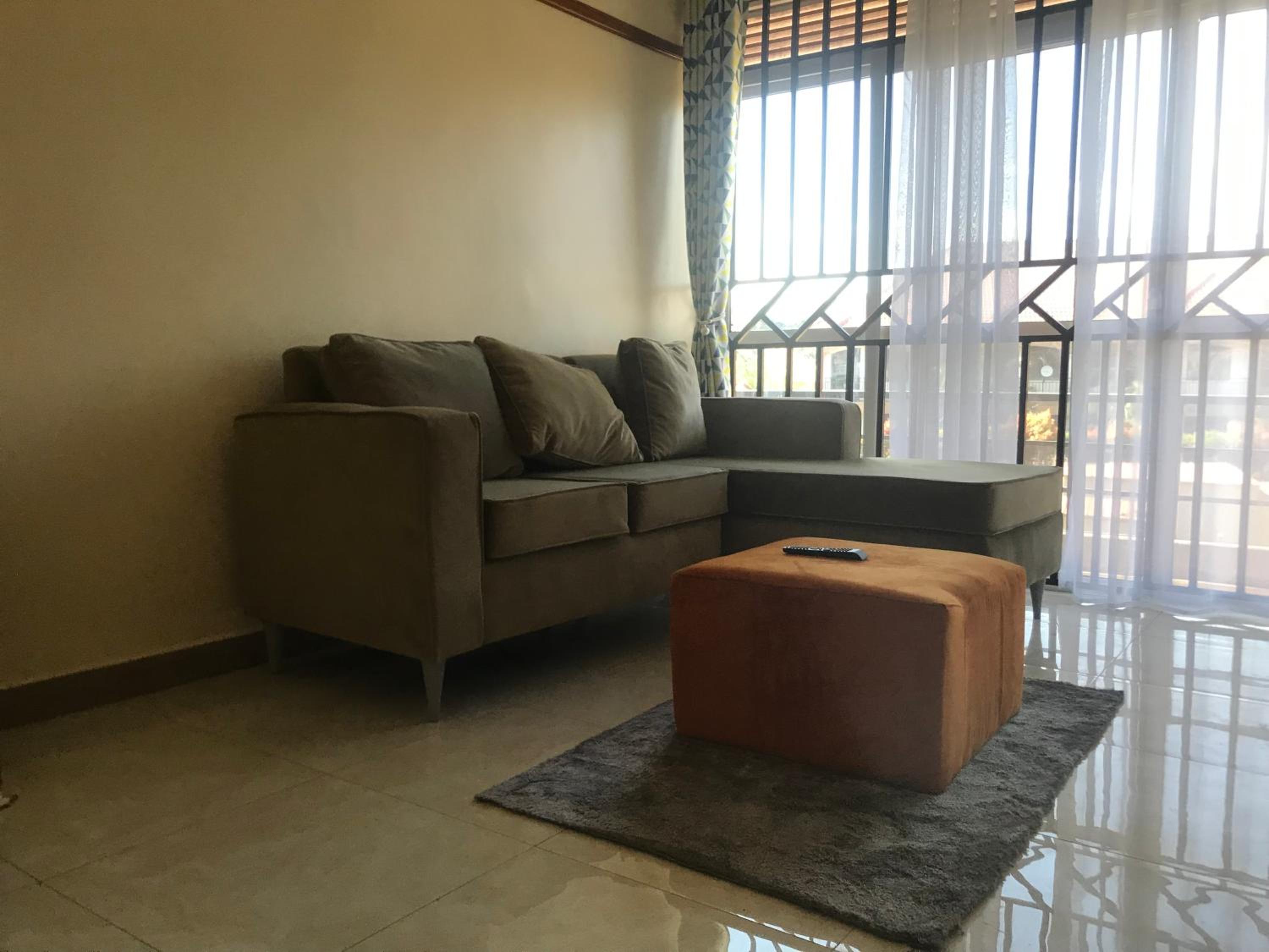 Kisaasi Round about apartment
