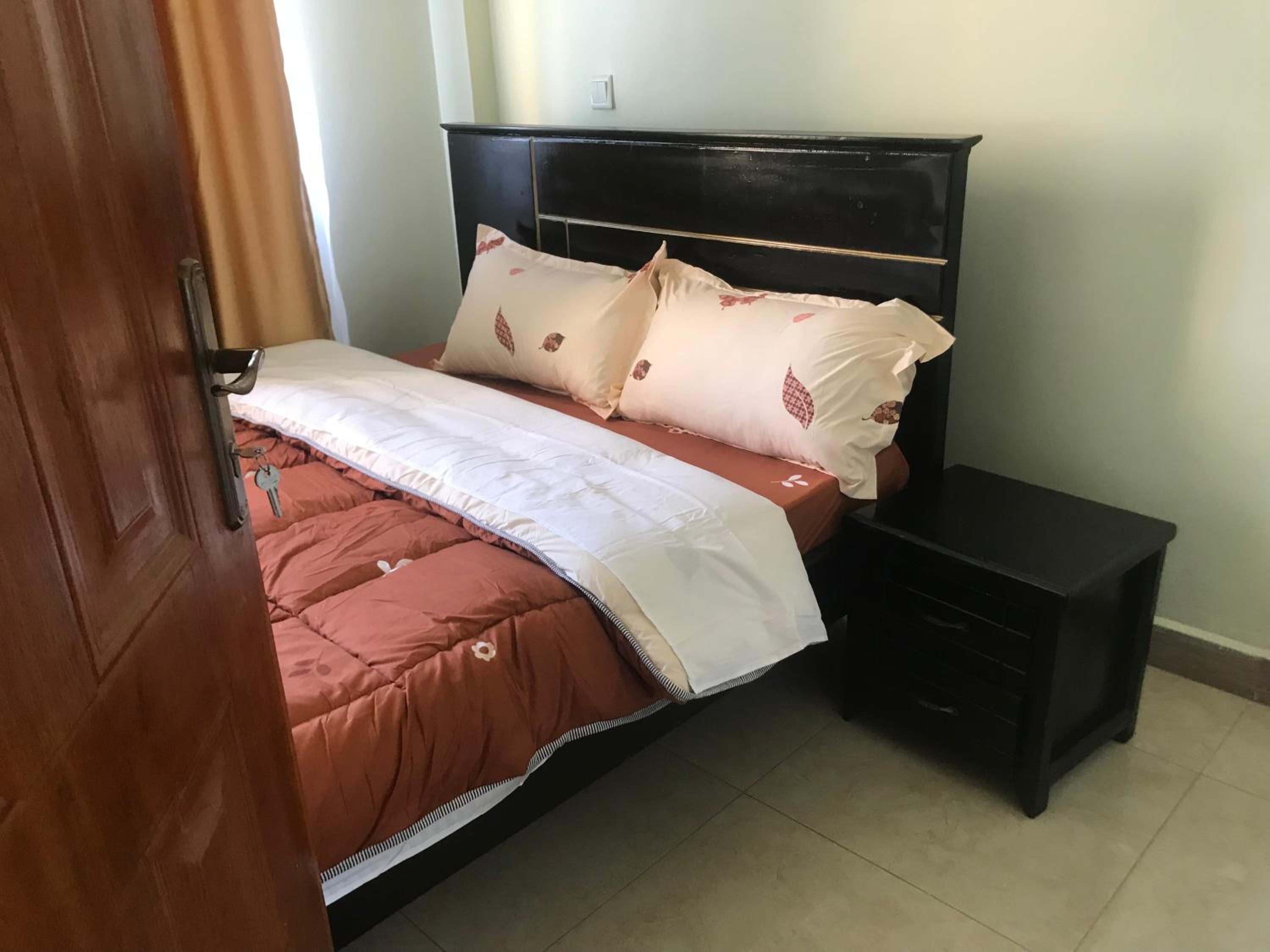 Kisaasi Round about apartment