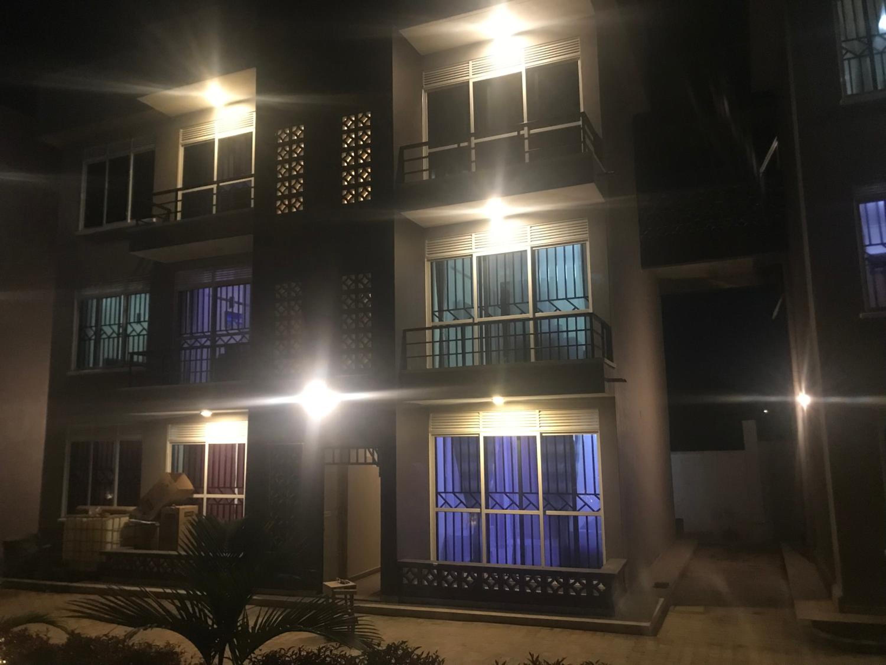 Kisaasi Round about apartment