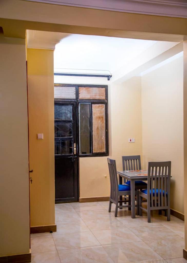Kisaasi Round about apartment