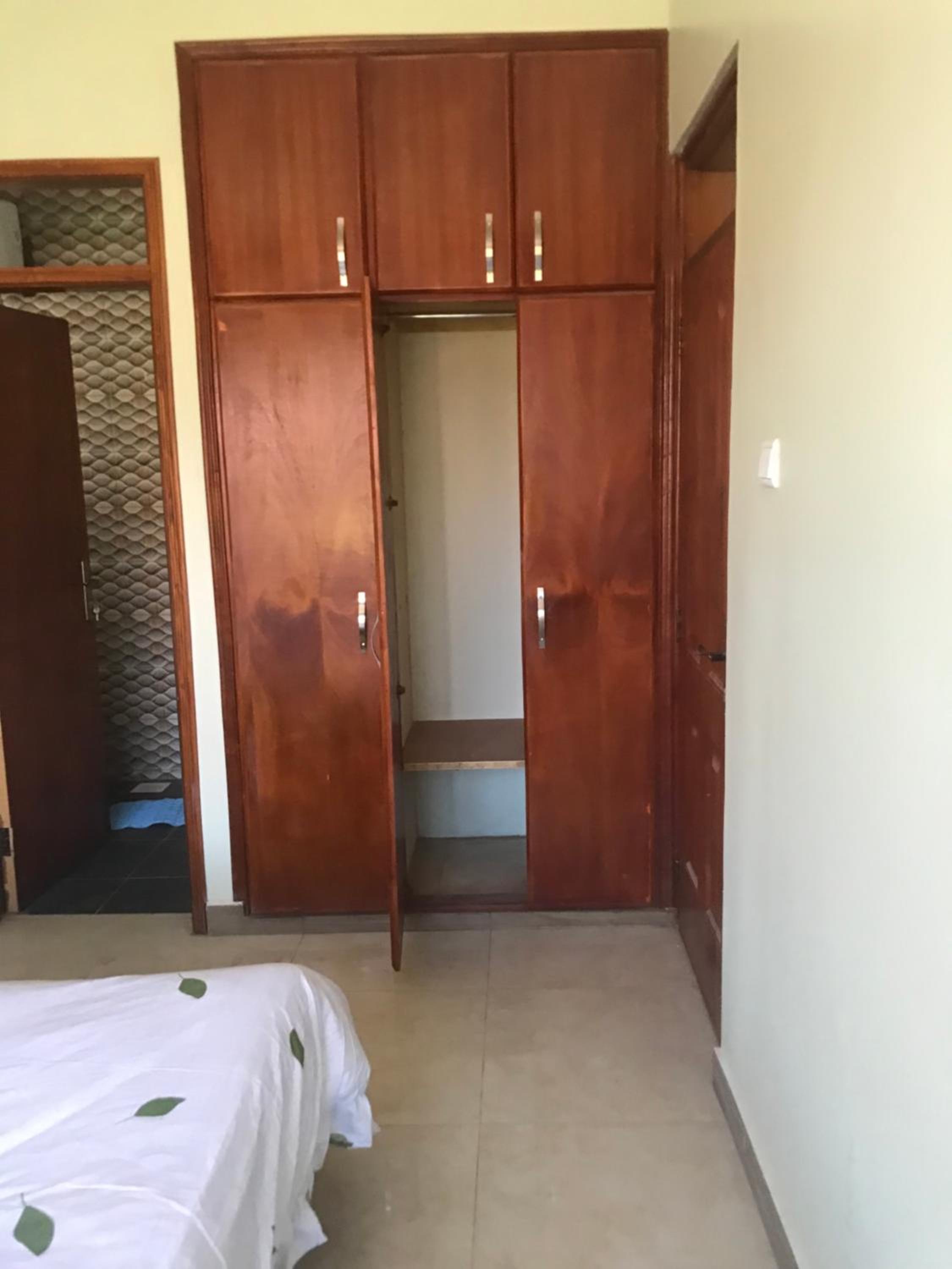 Kisaasi Round about apartment