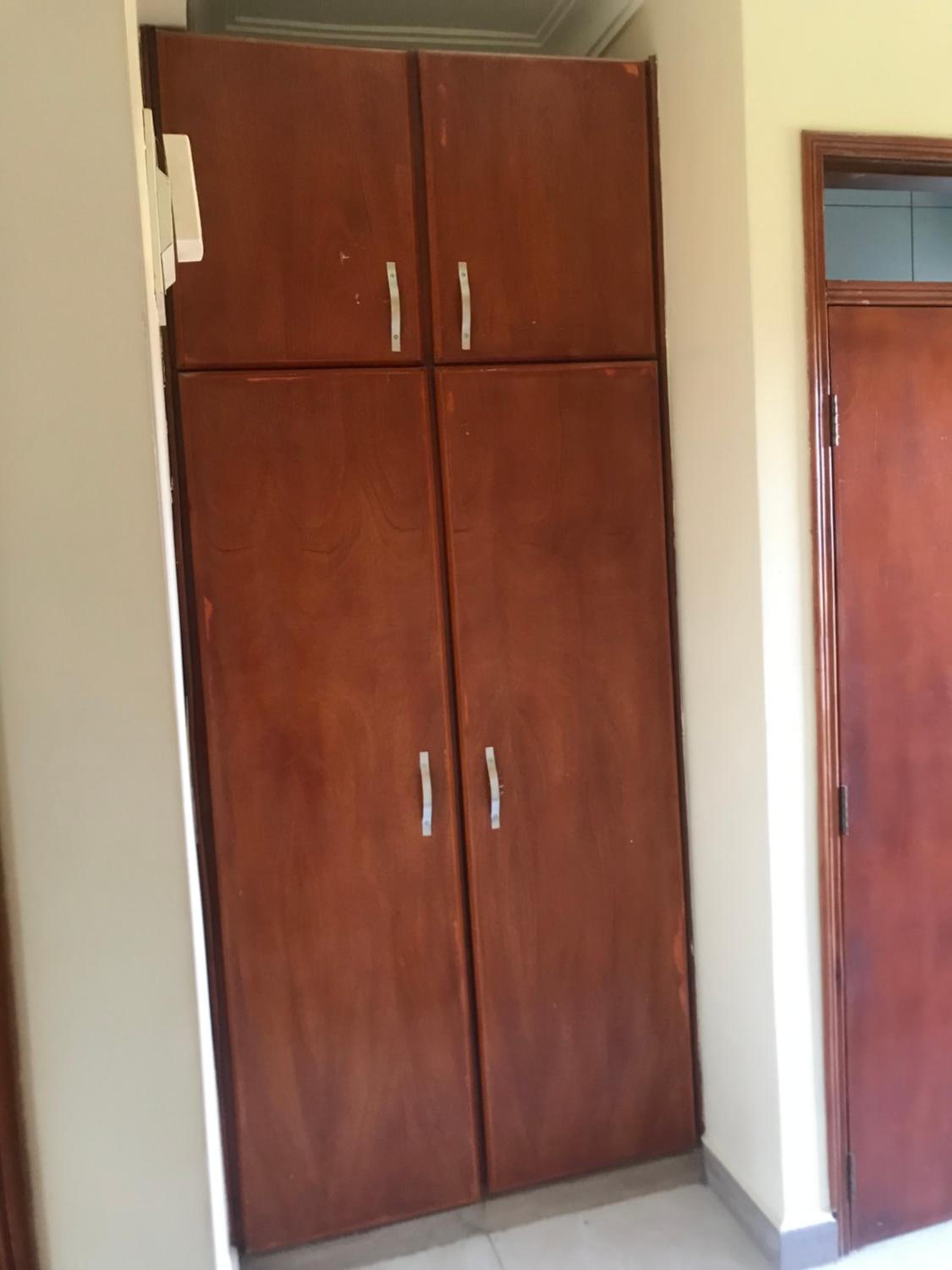 Kisaasi Round about apartment
