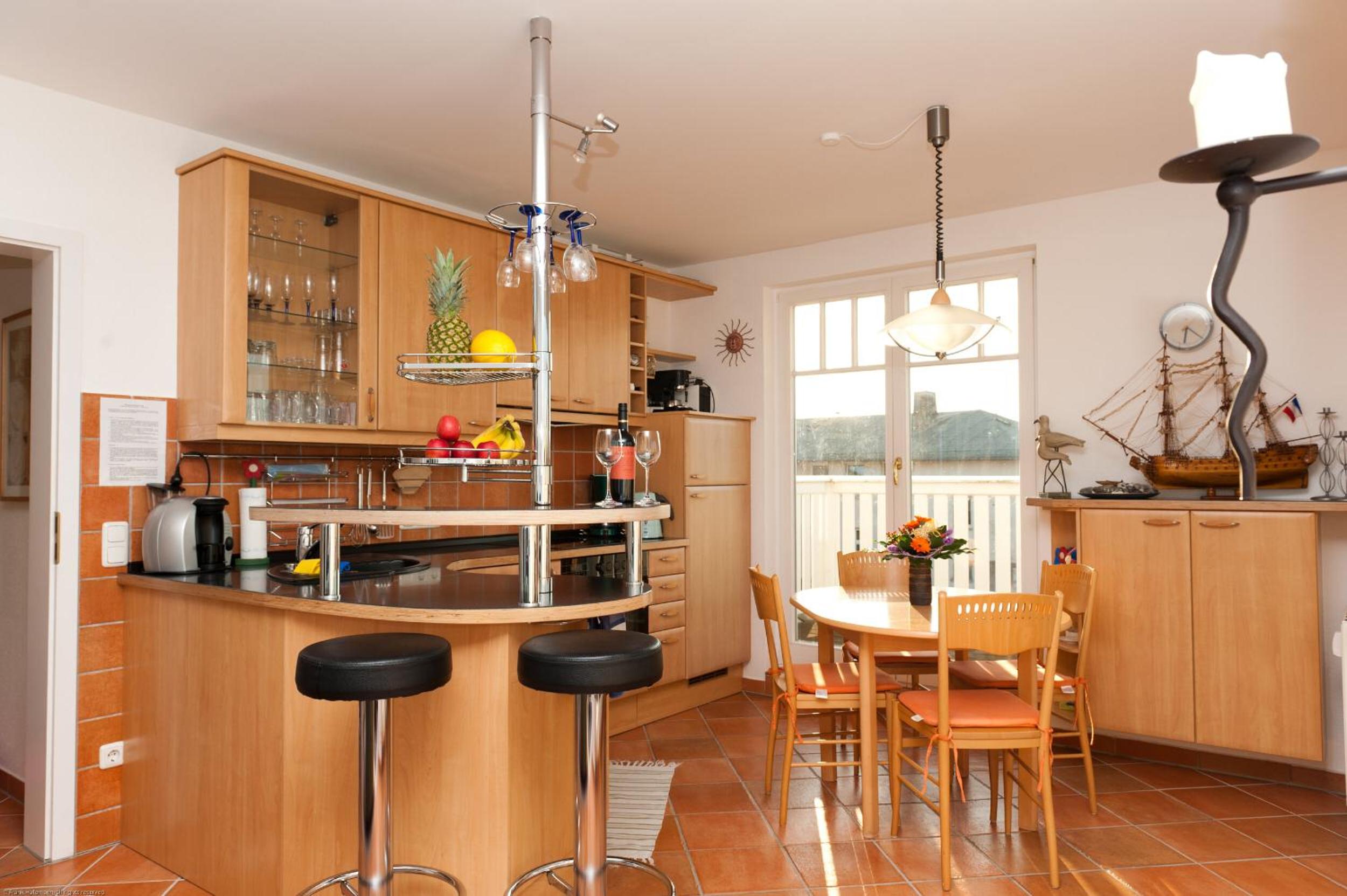 Villa Düne mit großer Sonnenterrasse, Kamin, Wlan und Tiefgarage für 2-4 Personen