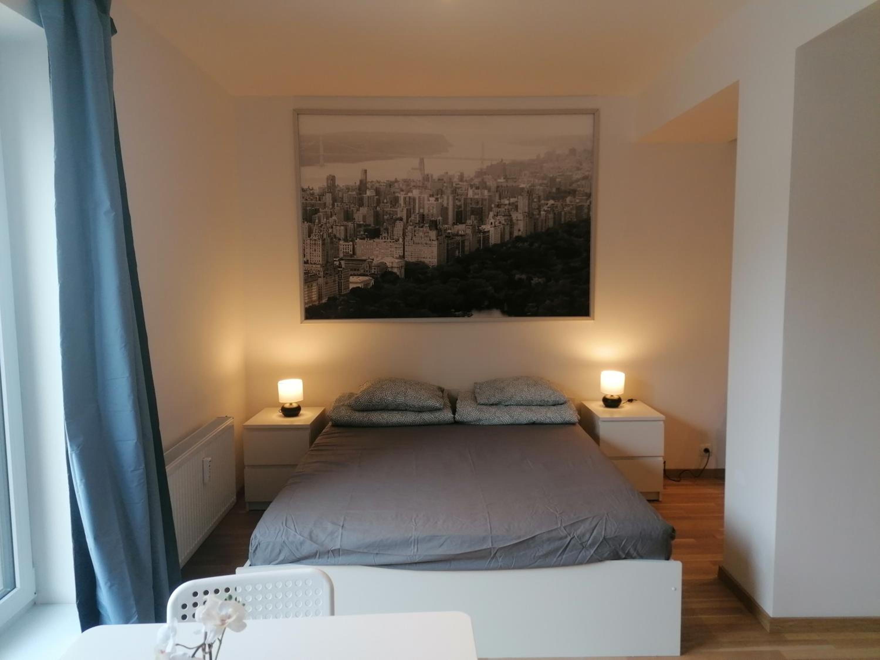 Brand new studio apartment # 45 with free parking in the city center