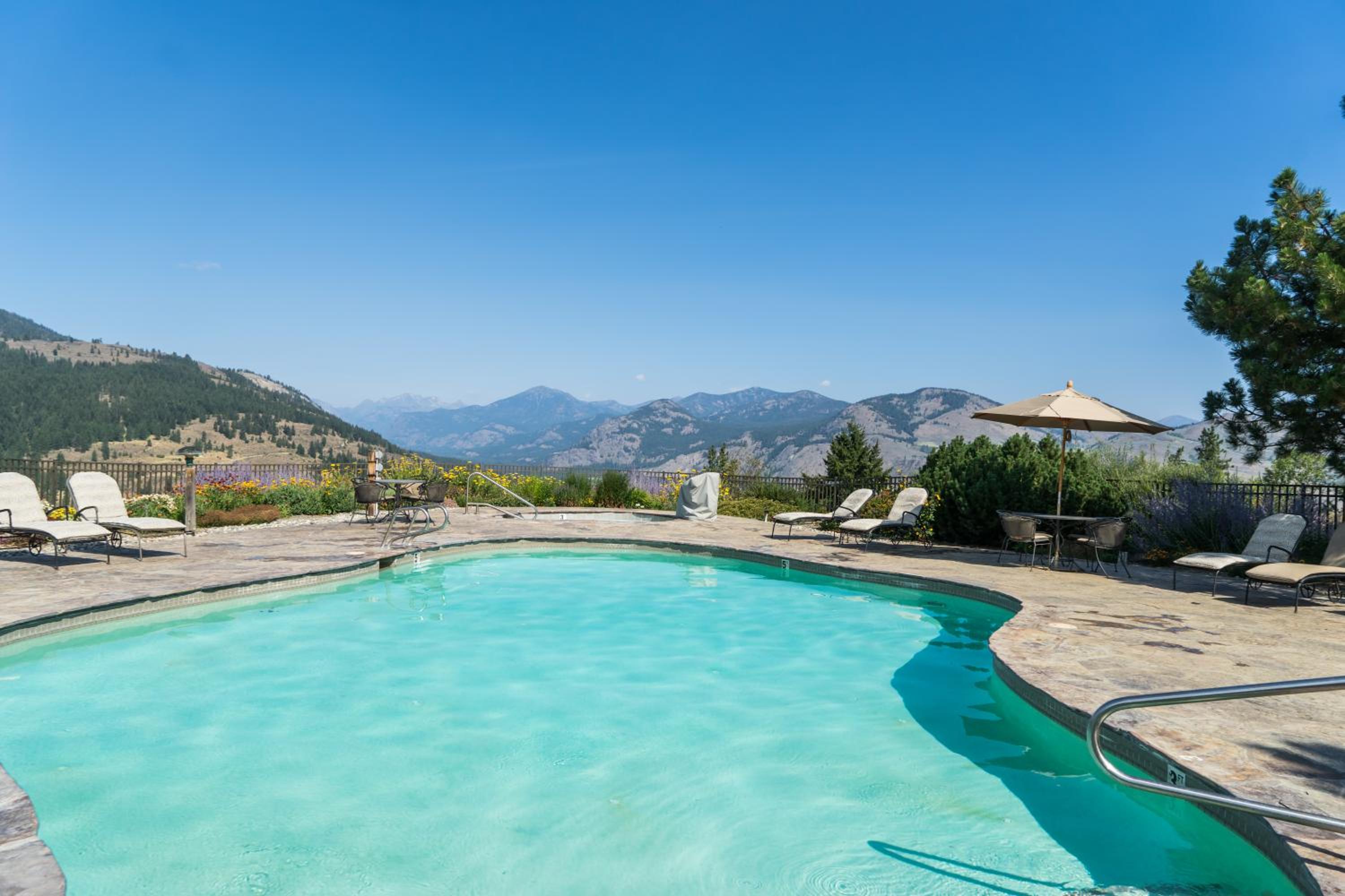 Sun Mountain Lodge