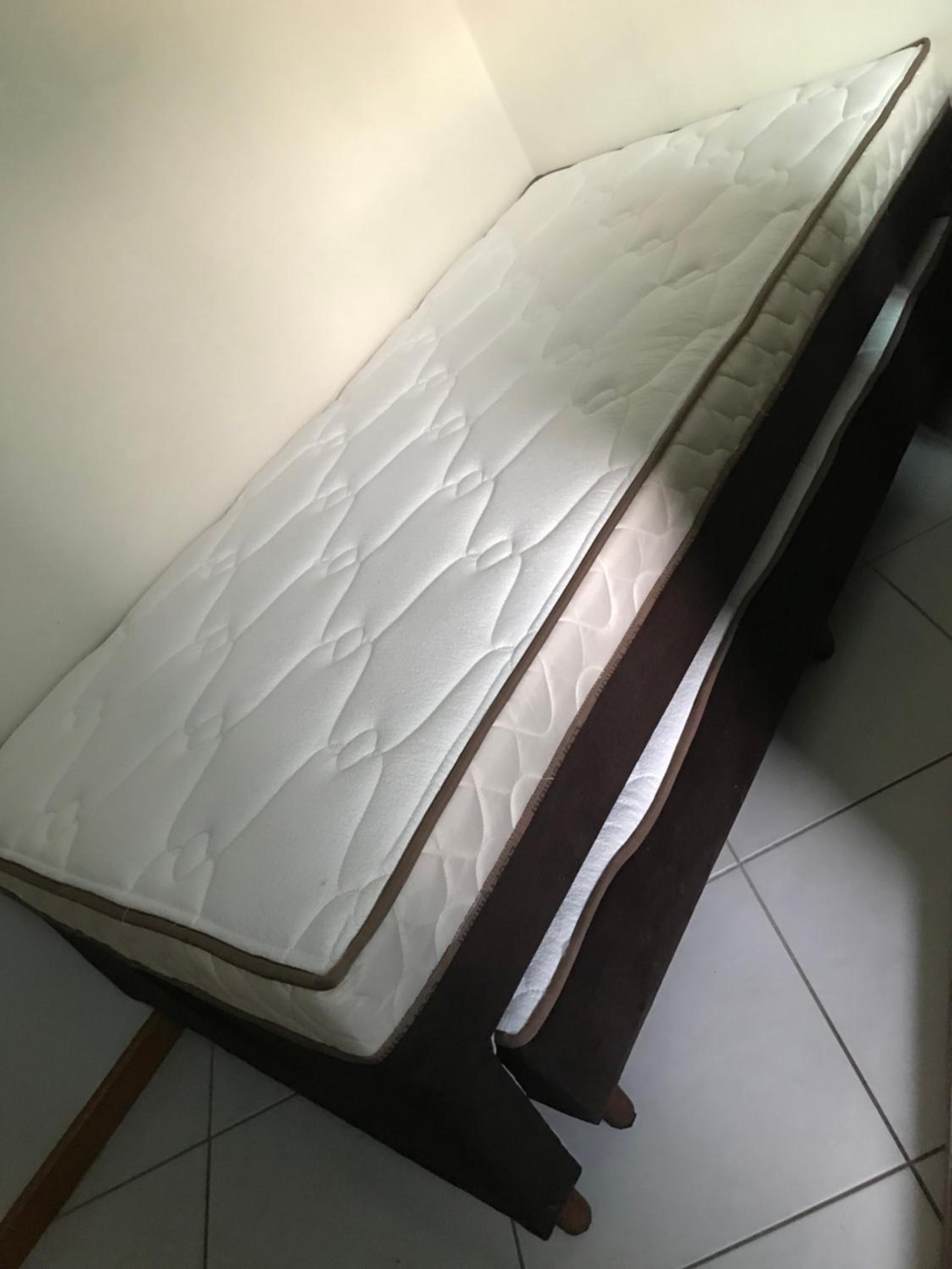 Ap prédio frente mar/pé na areia